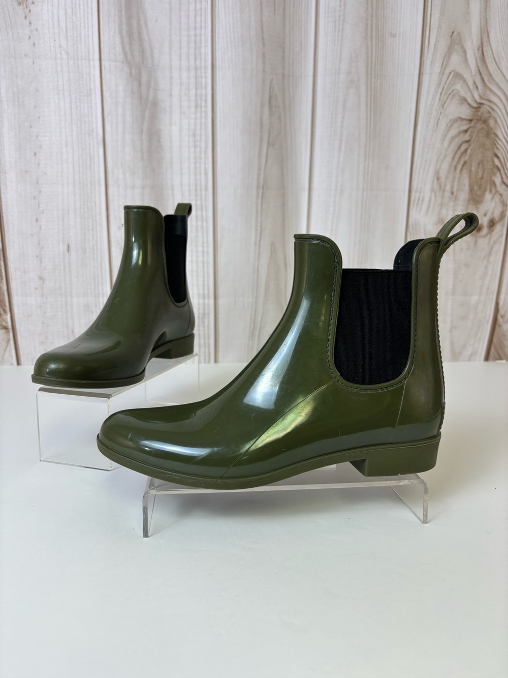 J. Crew Chelsea Rain Boots Waterproof Minimalist Preppy Garden Shoes Green Sz 8